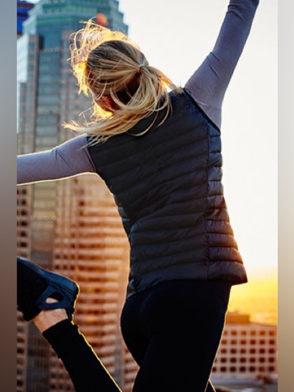 Fabletics Black Quilted Puffer Vest Gray White Chevron Active Yoga Comfy Light - Picture 3 of 16
